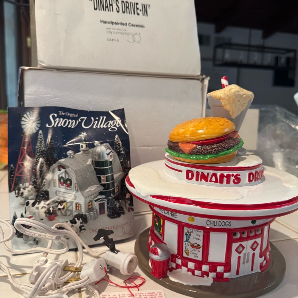 Dept 56  Snow Village Original Dinah's Drive-In 1950’s